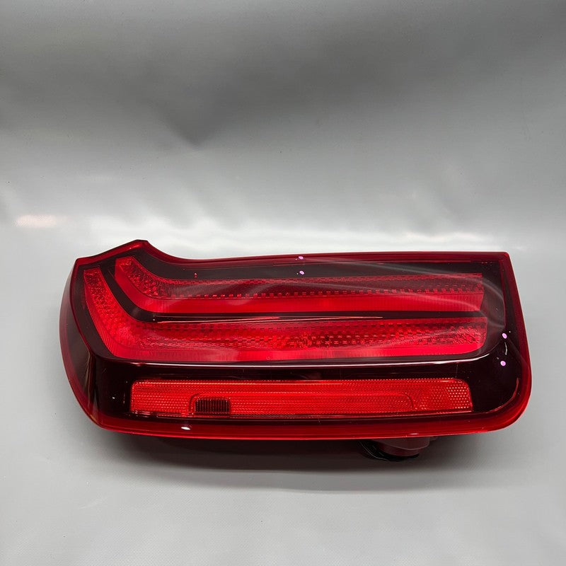 KIA TELLURIDE TAIL LIGHT LEFT DRIVER 2020 2021 2022 LED OEM 92401-S9