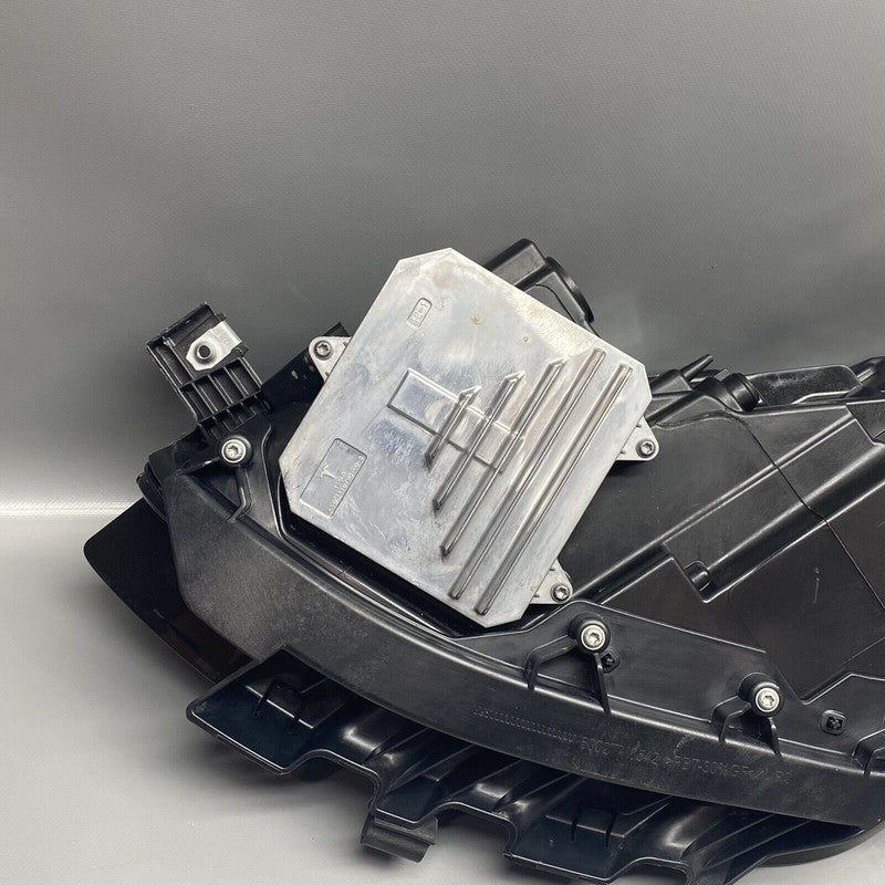 1077372-00-L TESLA MODEL 3 HEADLIGHT RIGHT PASSENGER LED 2017 2018 2019 2020 OEM 1077372-00-L