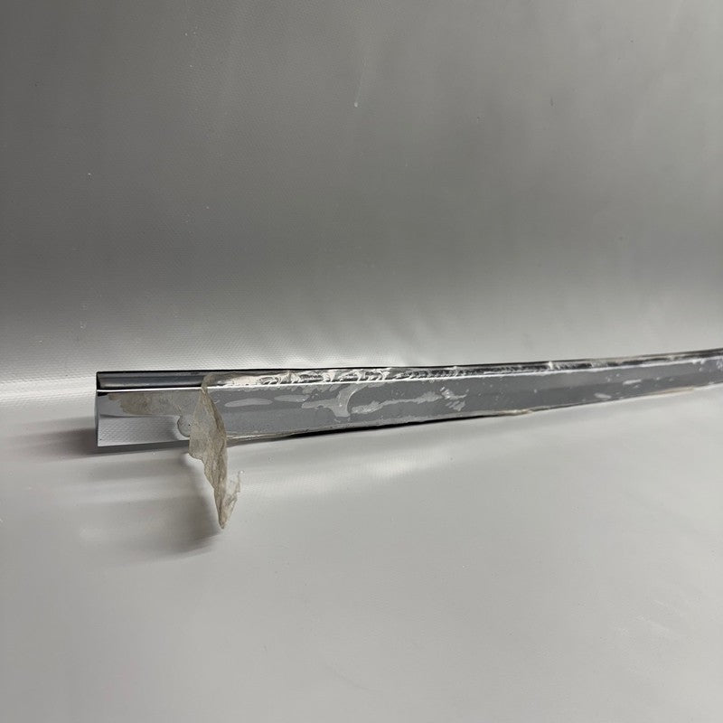 1032166-88-D TESLA MODEL X DOOR BELT MOLDING RIGHT FRONT 2016 2017 2018 2019 2020 OEM 