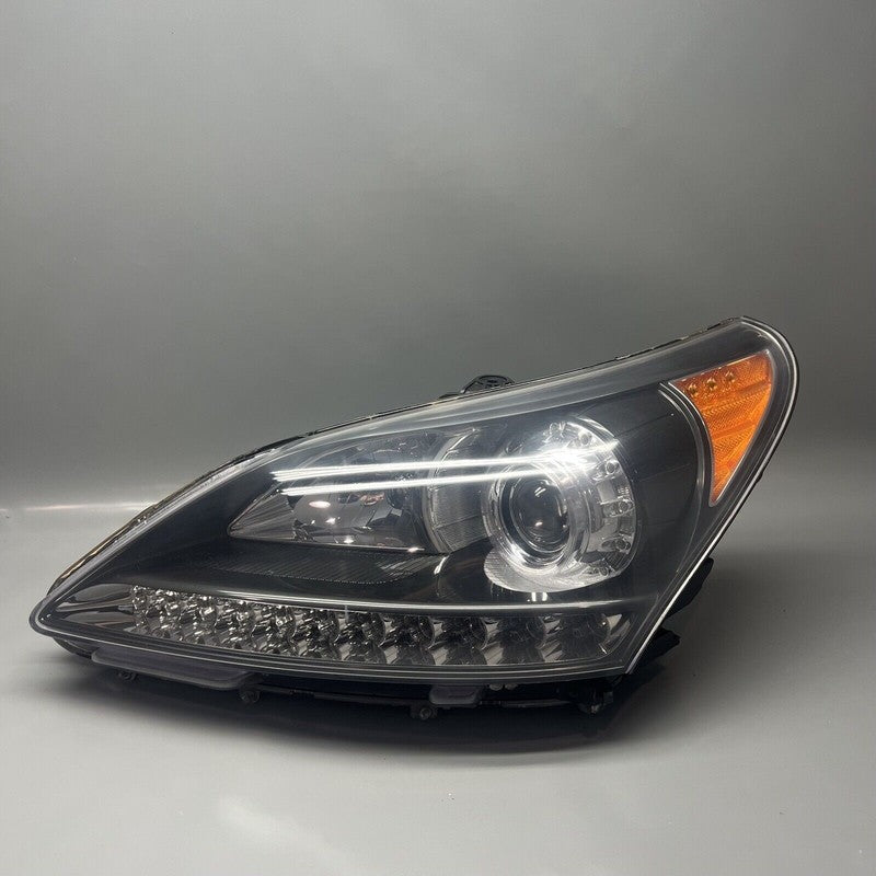 HYUNDAI EQUUS HEADLIGHT LEFT DRIVER XENON 2011 12 13 14 15 2016 OEM 92