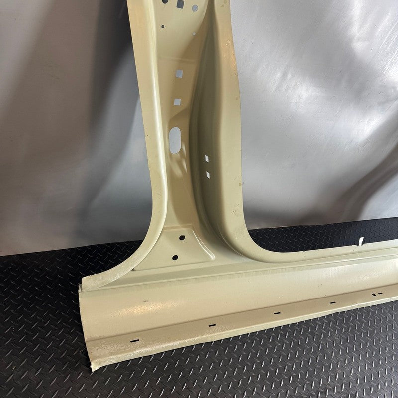 TESLA MODEL 3 B-PILLAR BODY PANEL 2017 2018 2019 2020 2021 2022 2023 O