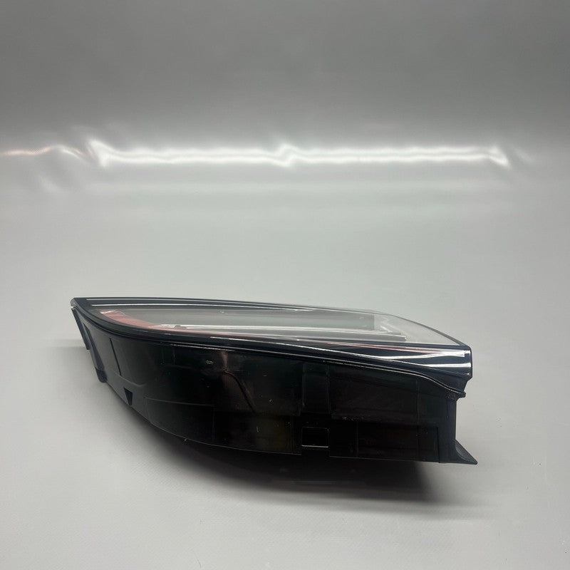 TESLA MODEL Y TAIL LIGHT TRUNK LEFT DRIVER 2021 2022 2023 2024 OEM 150