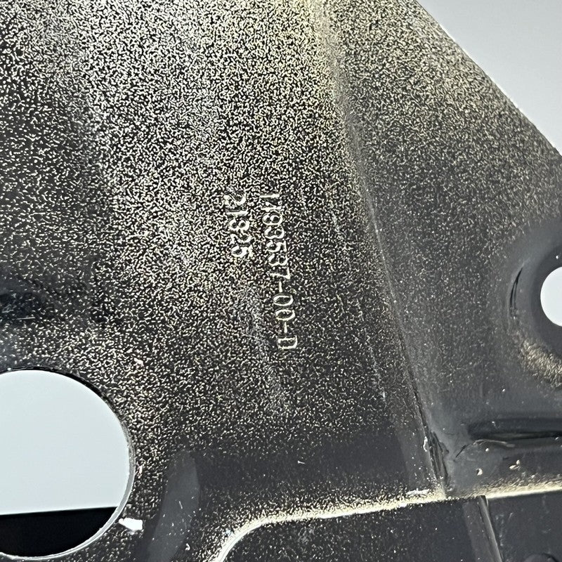 1493537-00-D TESLA MODEL Y DOOR LEFT FRONT 2020 2021 2022 2023 2024 OEM 1493537-00-D