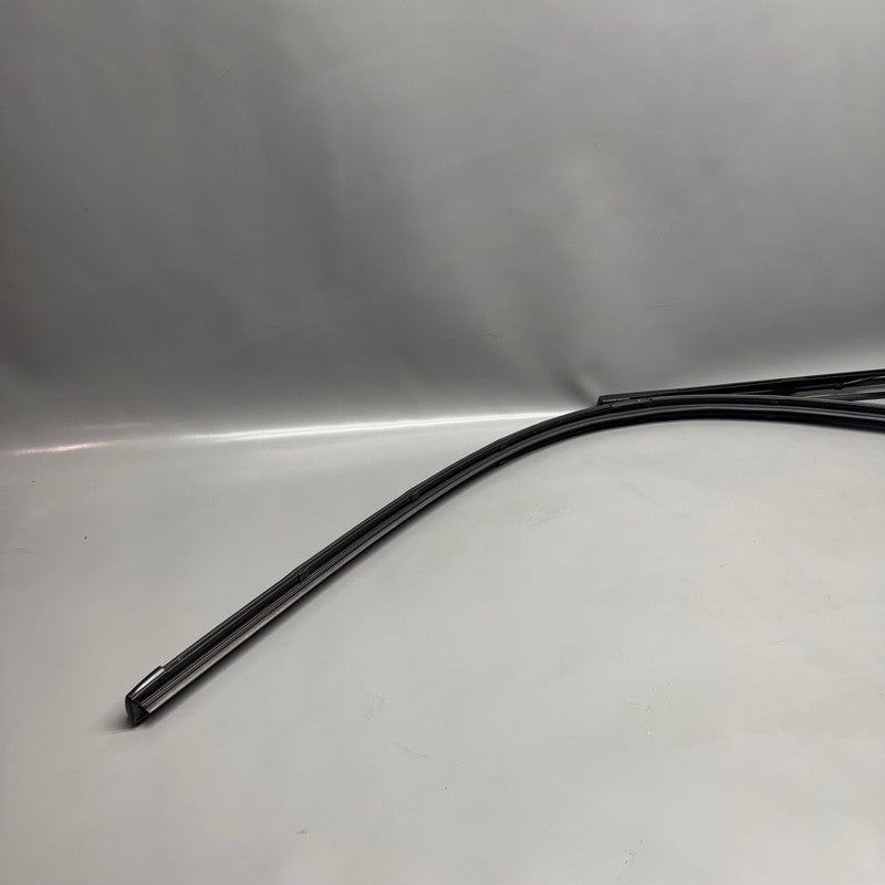 TESLA CYBERTRUCK WINDSHIELD WIPER 2024 2025 OEM 1853255-00-E