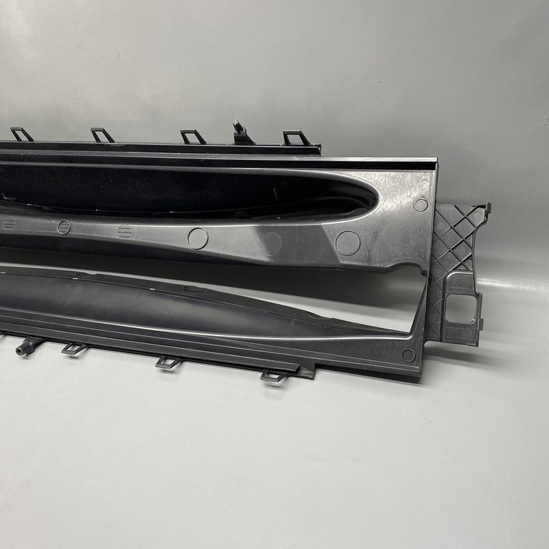6008193-00-B TESLA MODEL S FRONT LOWER AIR DUCT 6008193-00-B 2012 2013 2014 2015 OEM