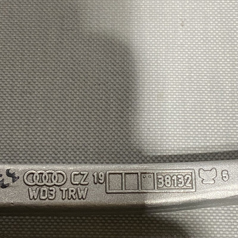 A4 AUDI A4 CONTROL ARM RIGHT FRONT UPPER SEDAN 2017 2018 2019 2020 OEM