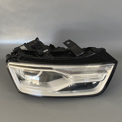 8U0941006E AUDI Q3 HEADLIGHT RIGHT PASSENGER 8U0941006E XENON LED 2016 2017 OEM 