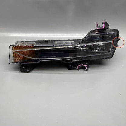 1077391-00-C TESLA MODEL 3 FOG LIGHT LEFT DRIVER 2017 2018 2019 2020 2021 2022 1077391-00-C