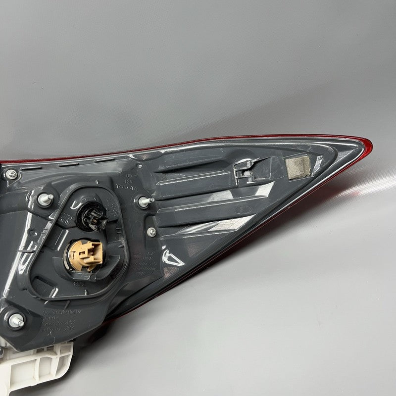 TOYOTA COROLLA TAIL LIGHT LEFT DRIVER 2017 2018 2019 LED OEM