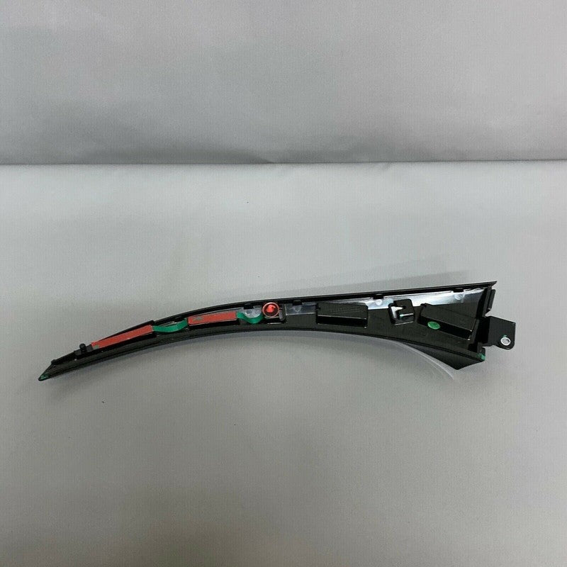 670111580 MASERATI LEVANTE RIGHT TRUNK MOULDING TRIM 2017 2018 2019 OEM 670111580