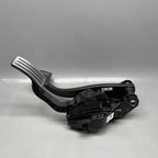 1344691-01-B TESLA MODEL 3 GAS AND BRAKE PEDAL 2024 2025 OEM 1344691-01-B