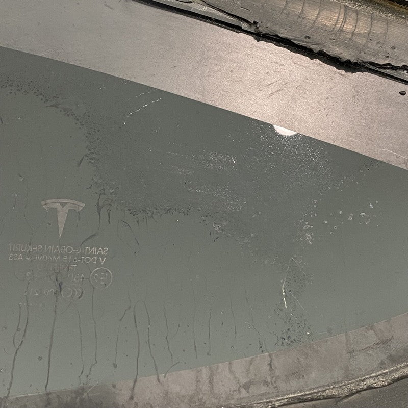 1044906-00-I TESLA MODEL X QUARTER GLASS LEFT REAR 1034906-80-F 2016 2017 2018 2019 2020 OEM