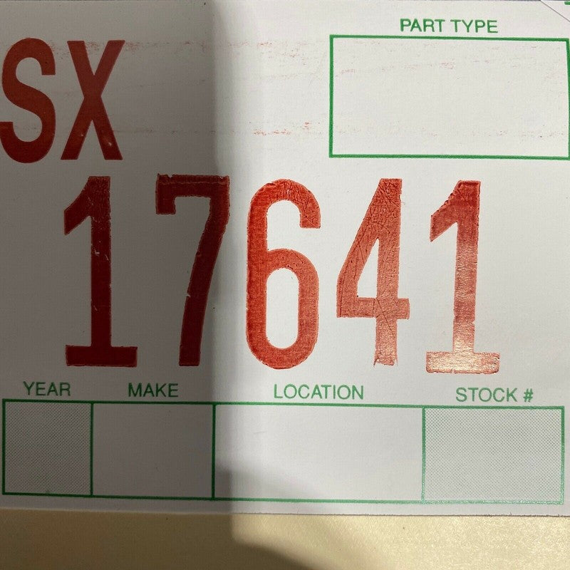 4KE945095C AUDI E-TRON CENTER REAR TAIL LIGHT 4KE945095C 2019 2020 OEM