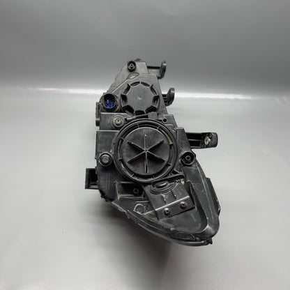 HYUNDAI ELANTRA HEADLIGHT RIGHT PASSENGER 2017 2018 HALOGEN OEM 