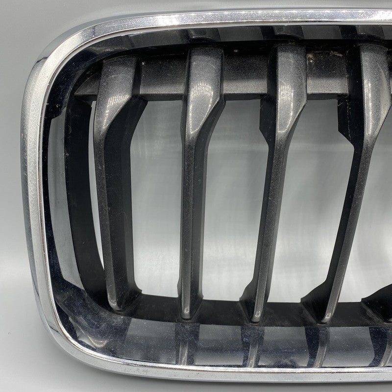 7424777 BMW X2 GRILLE LEFT SIDE F39 7424777 OEM 2016 2017 2018 