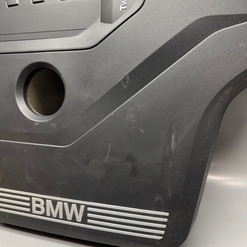 BMW 330I ENGINE COVER 2019 2020 2021 2022 2023 OEM 8676203