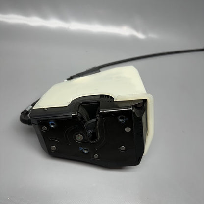 1084917-00-D TESLA MODEL X DOOR LATCH RIGHT FRONT 2016 2017 2018 2019 2020 OEM 1084917-00-D