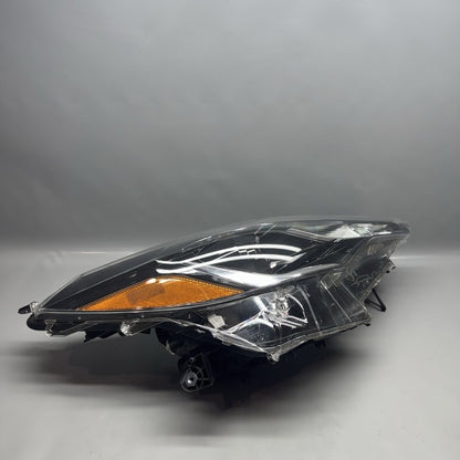 81110-0a230 2022 2023 2024 TOYOTA COROLLA CROSS HEADLIGHT RIGHT PASSENGER LED OEM 