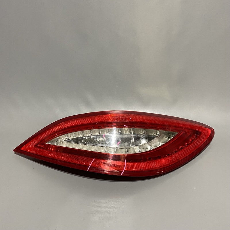 MERCEDES BENZ CLS550 TAIL LIGHT CLS63 RIGHT PASSENGER LED OEM 2012 201