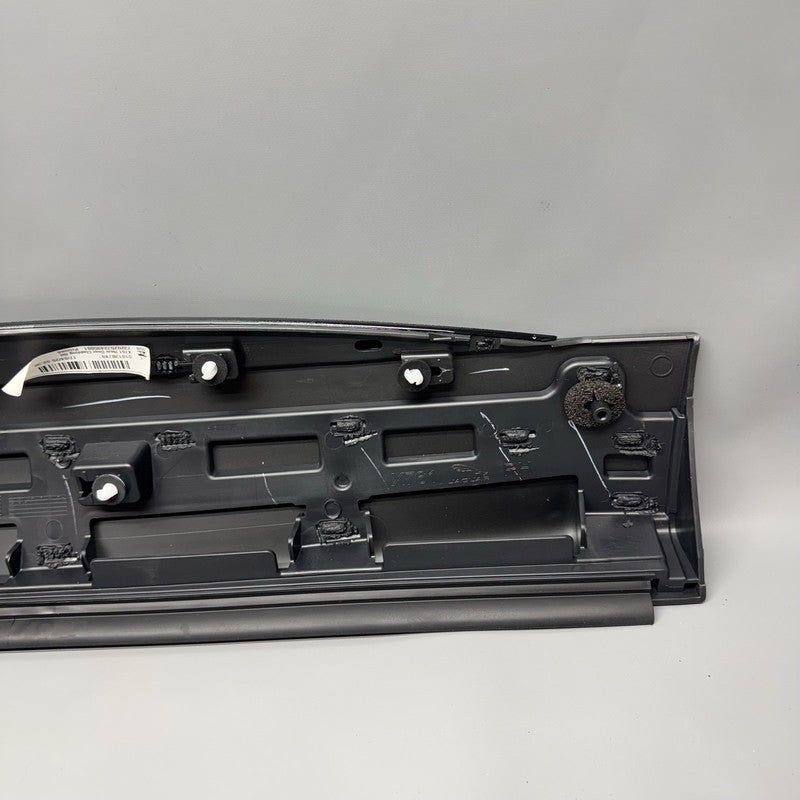 HK8M-274A49-A JAGUAR F-PACE DOOR MOLDING RIGHT REAR 2016 2017 2018 2019 2020 OEM HK8M-274A49-A