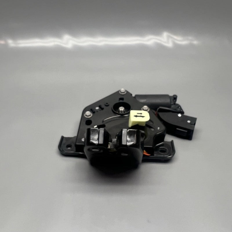 1500604-00-B TESLA MODEL 3 Y LIFTGATE CINCH LATCH 2018 2019 2020 2021 2022 2023 OEM 