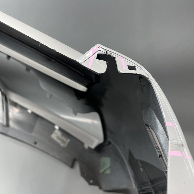 9464600-06 ROLLS ROYCE CULLINAN FRONT BUMPER 2019 2020 2021 2022 OEM 9464600-06 DAMAGED