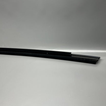 1095789-00-C TESLA MODEL S DOOR WINDOW MOLDING LEFT REAR 2016 2017 2018 2019 OEM 1095789-00-C