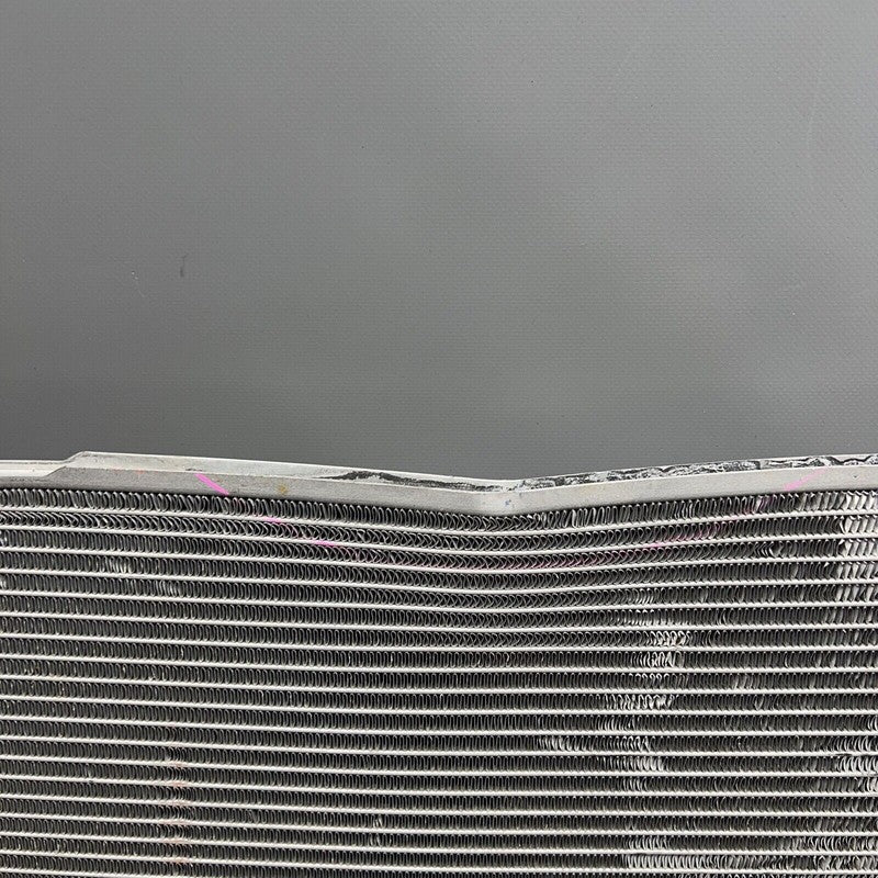6007372-00-A TESLA MODEL S RADIATOR COOLER CENTER 2012 2013 2014 2015 OEM 6007372-00-A