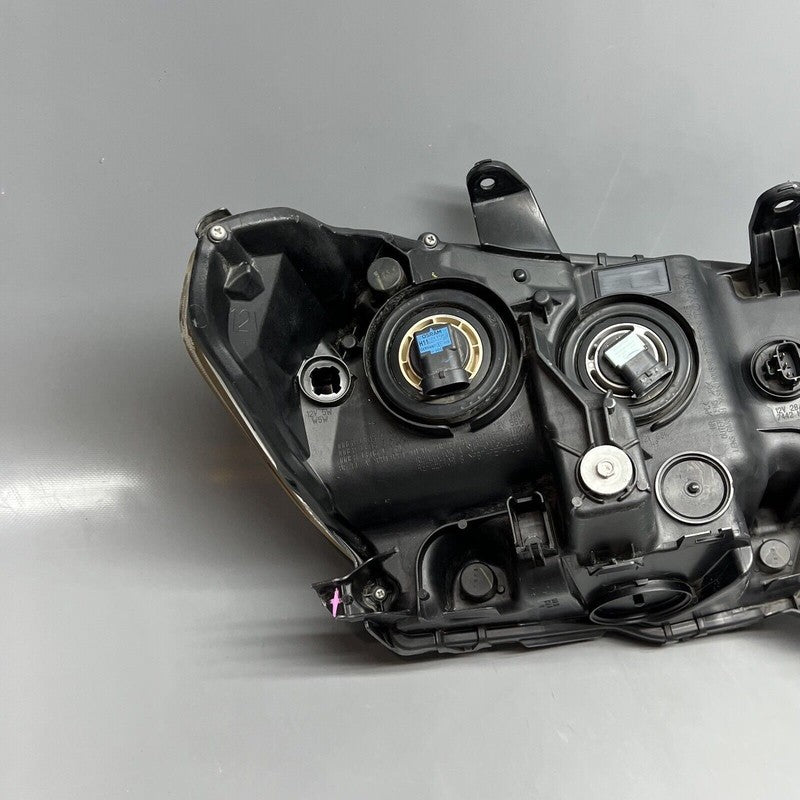 TOYOTA TACOMA HEADLIGHT LEFT DRIVER 2016 2017 2018 2019 2020 2021 2022