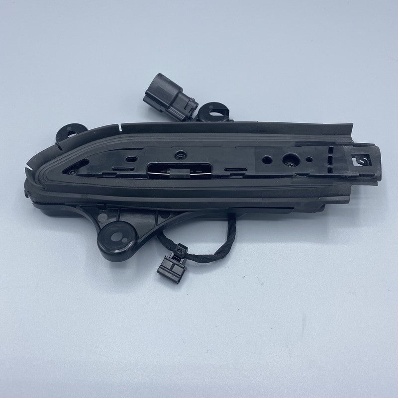 TESLA MODEL X OUTER DOOR HANDLE LEFT FRONT 1035418-00-E 2016 2017 2018