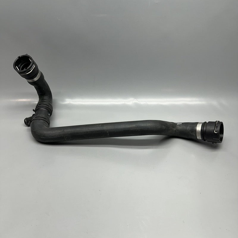 95B122101A PORSCHE MACAN RADIATOR COOLANT HOSE UPPER 2017 18 19 20 21 22 2023 95B122101A