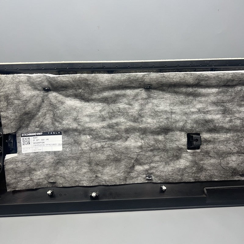 1819654-00-G TESLA CYBERTRUCK TOP PAD SUBASSEMBLY 2024 2025 OEM 1819654-00-G