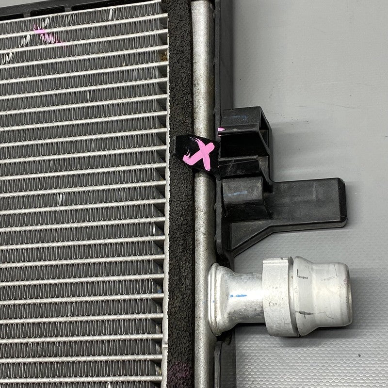 1077082-00-C TESLA MODEL 3 COOLING RADIATOR 1077082-00-C 2017 2018 2019 2020 OEM
