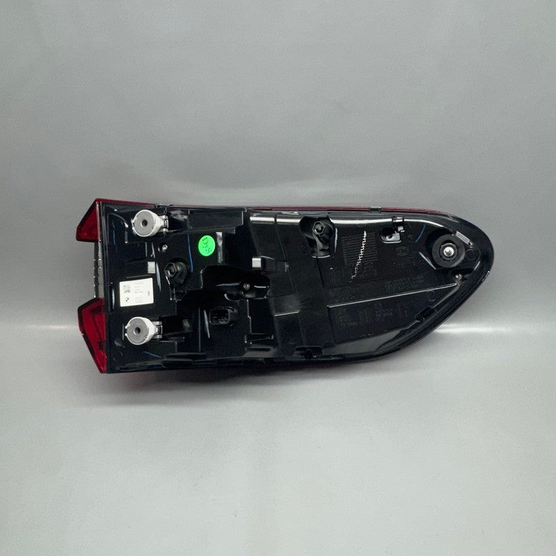 BMW X5 TAIL LIGHT LEFT DRIVER X5M 2019 2020 2021 2022 2023 OEM 3744226