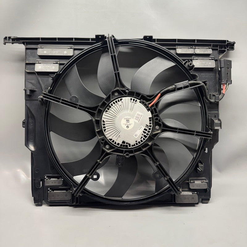 7647652 BMW 535I RADIATOR FAN 640I 740I 2011 2012 2013 2014 2015 2016  OEM 7647652