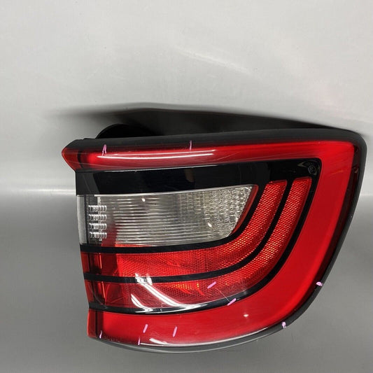 68155948AD DODGE DURANGO TAIL LIGHT RIGHT PASSENGER 68155948AD 2014 2015 2016 2017 2018 OEM