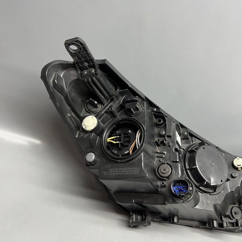 HYUNDAI TUCSON HEADLIGHT LEFT DRIVER 2016 2017 2018 HALOGEN OEM