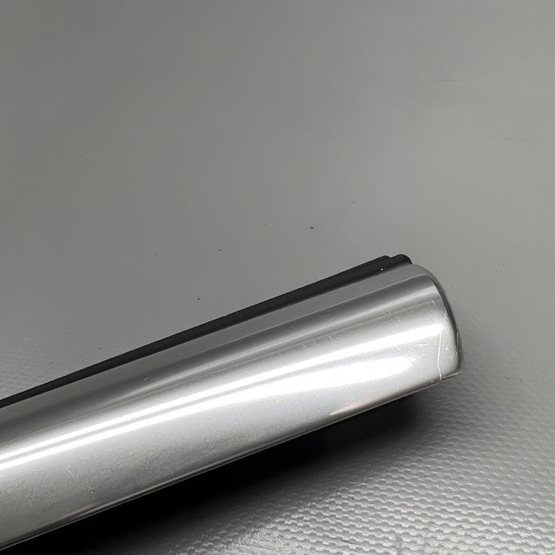 A2577250500 MERCEDES BENZ AMG GT CLS DOOR WINDOW BELT LEFT FRONT 2019 20 21 22 2023 OEM