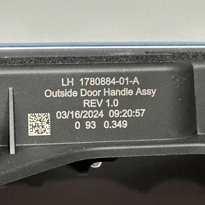1780884-01-A TESLA MODEL 3 DOOR HANDLE LEFT DRIVER 2019 2020 2021 2022 2023 OEM 1780884-01-A