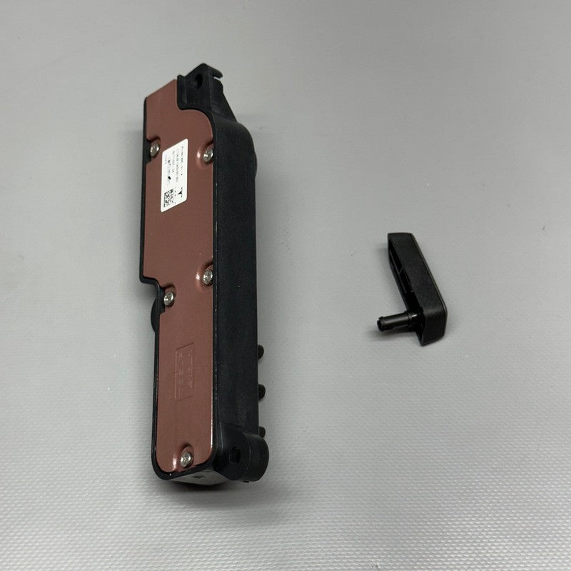 1551855-01-A TESLA MODEL 3 Y SEAT CONTROL SWITCH RIGHT FRONT OEM 1551855-01-A
