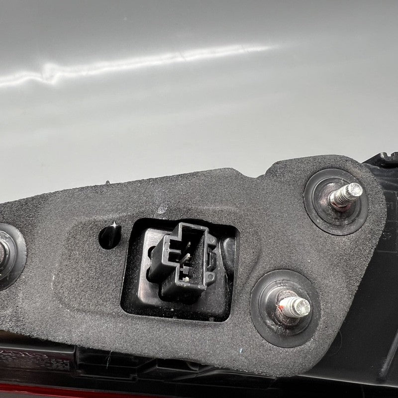 HYUNDAI ELANTRA TRUNK TAIL LIGHT RIGHT PASSENGER 2019 2020 OEM