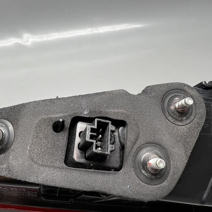 HYUNDAI ELANTRA TRUNK TAIL LIGHT RIGHT PASSENGER 2019 2020 OEM