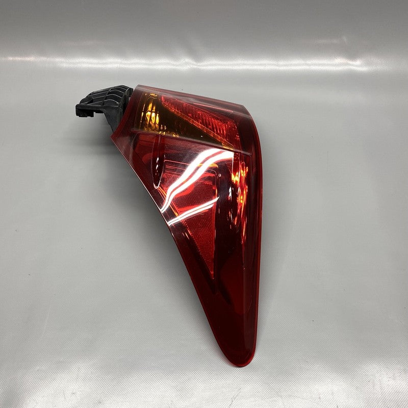 GS350 LEXUS GS350 TAIL LIGHT RIGHT PASSENGER GS450 2013 2014 2015 F-SPORT OEM