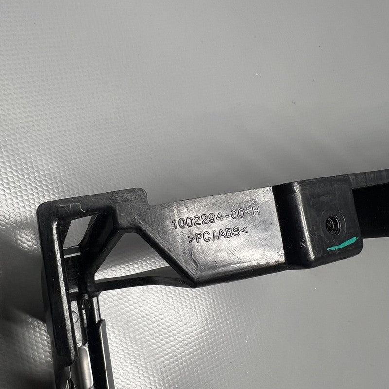 1002294-00-H TESLA MODEL 3 SCREEN FRAME BEZEL TRIM 2016 2017 2018 2019 2020 OEM 1002294-00-H
