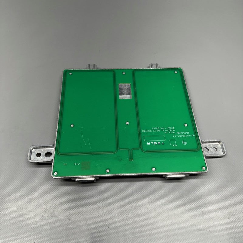 1761810-00-C TESLA MODEL 3 WIRELESS CHARGING MODULE GEN 4 2024 2025 OEM 1761810-00-C