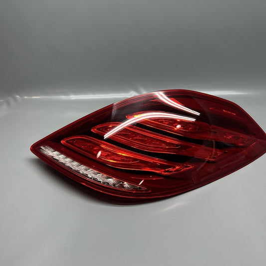 A2229065701 MERCEDES BENZ S500 TAIL LIGHT RIGHT PASSENGER 2014 2015 2016 2017 A2229065701