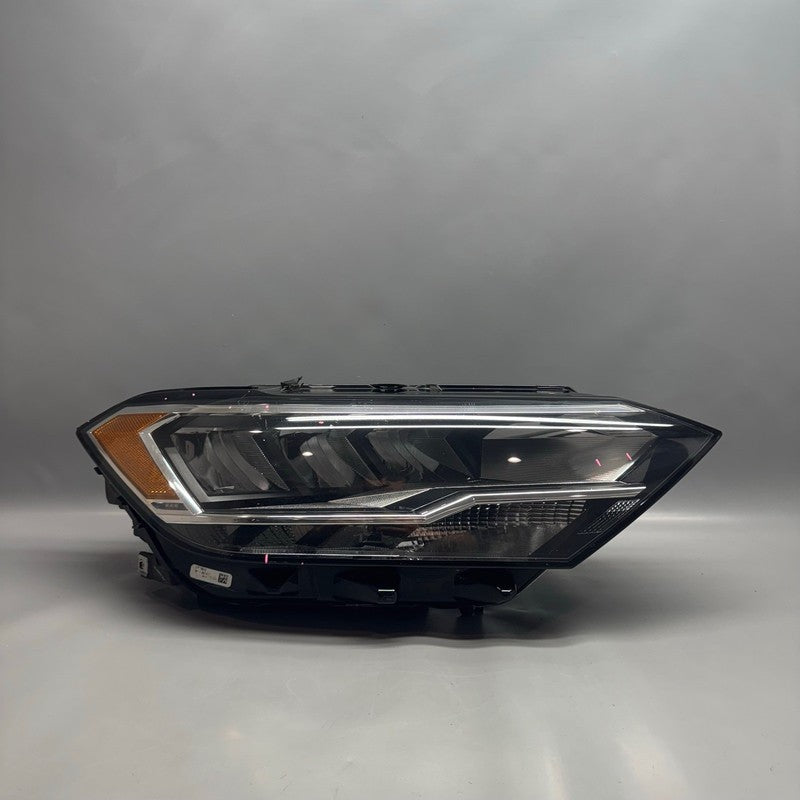 VOLKSWAGEN JETTA HEADLIGHT RIGHT PASSENGER 2019 2020 2021 LED OEM 17A9
