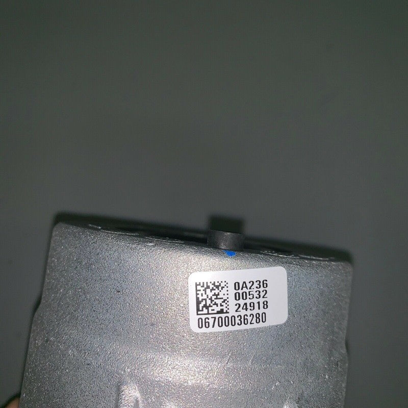 670003628 MASERATI GHIBLI RIGHT ENGINE MOUNT BUSHING 2014 2015 2016 2017 OEM