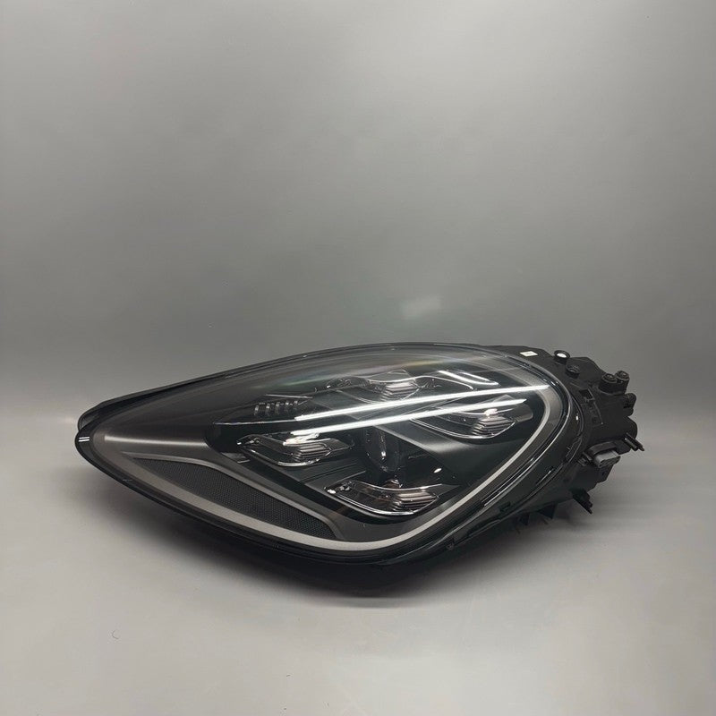 PORSCHE CAYENNE GTS HEADLIGHT LEFT DRIVER 2019 2020 2021 2022 9Y094110
