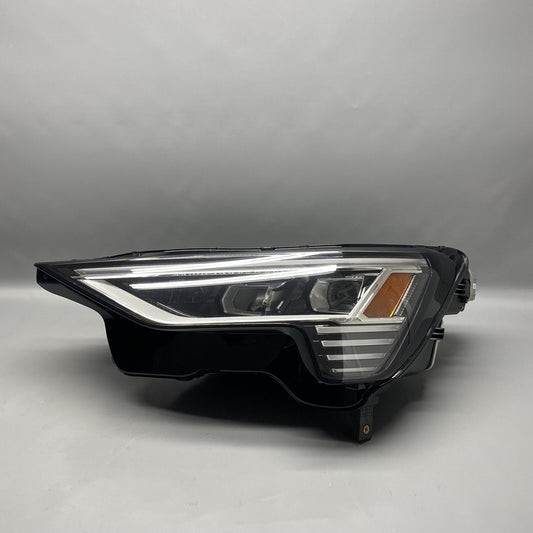 4KE941039B AUDI E-TRON HEADLIGHT LEFT DRIVER 4KE941039B 2019 2020 2021 2022 LED OEM